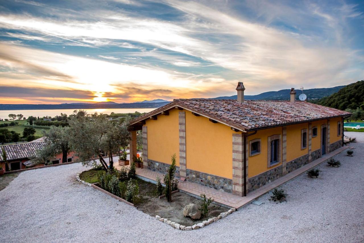 Agriturismo Parco Di Canuleio - Con Vista Sul Lago ボルセーナ エクステリア 写真